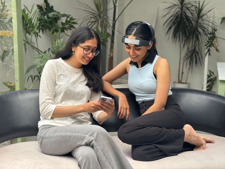 tdcs - young girls enjoying their tdcs session and explaining How it Works in [2024] |Benefits & Applications